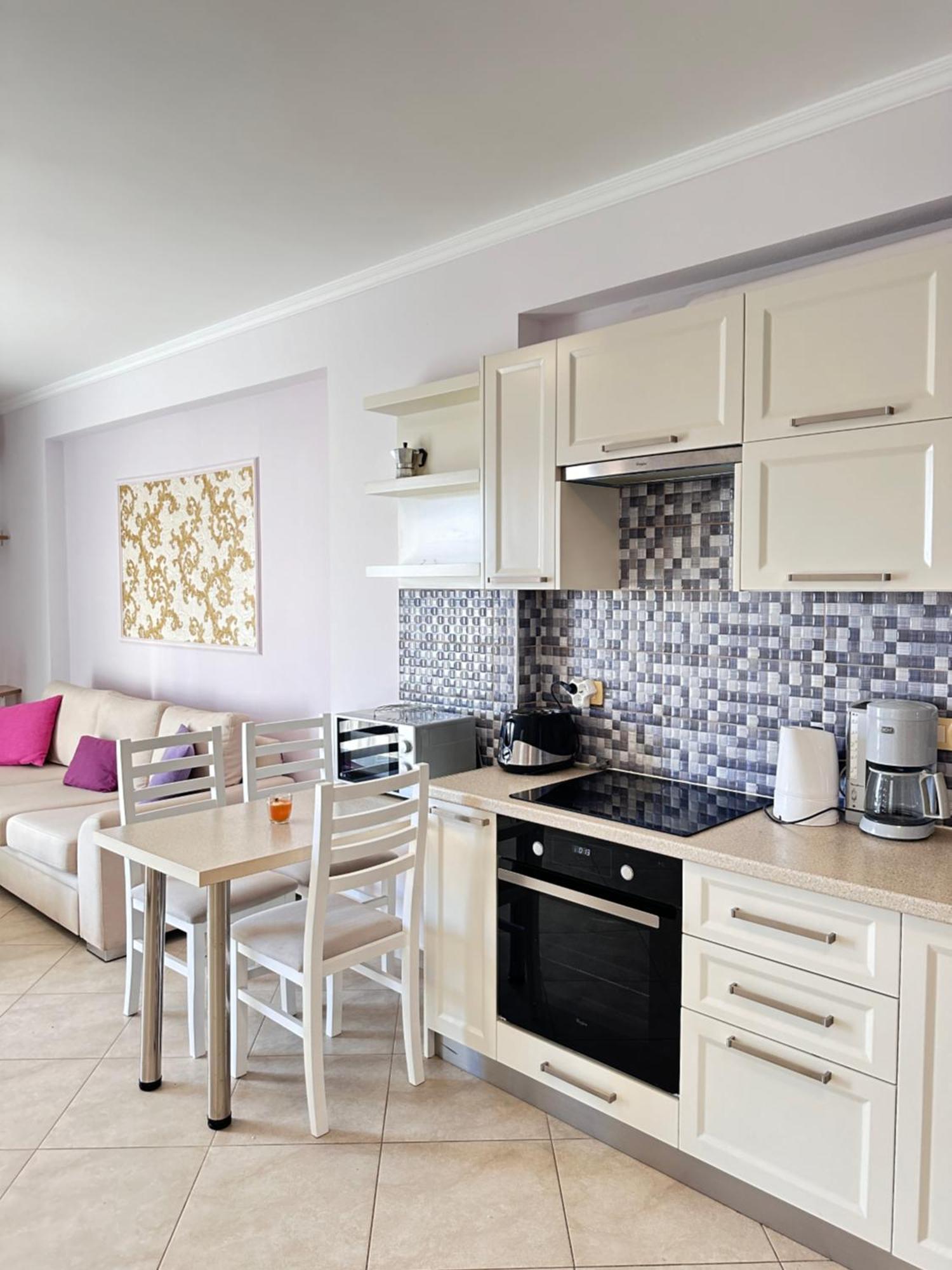 סרנדה Violet Sea View Apartment מראה חיצוני תמונה