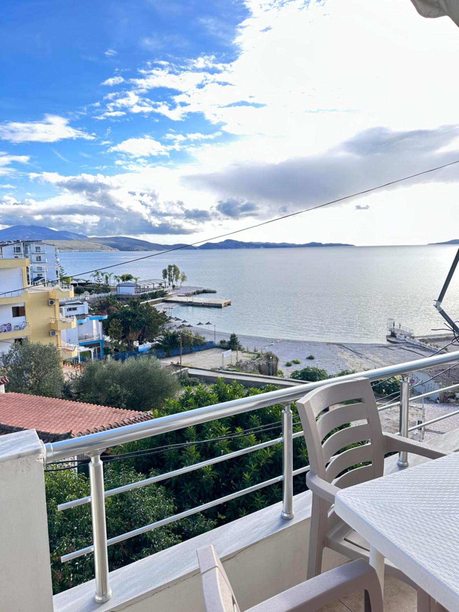 סרנדה Violet Sea View Apartment מראה חיצוני תמונה